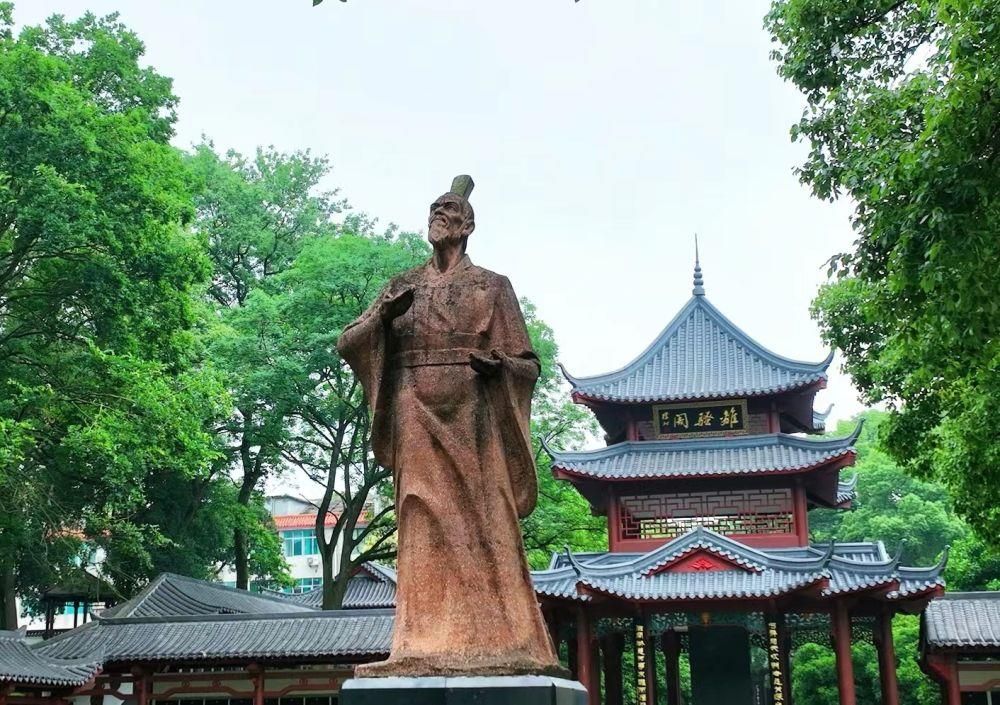 观察丨家国情怀 根植华夏PG麻将胡了模拟器时政微(图2)